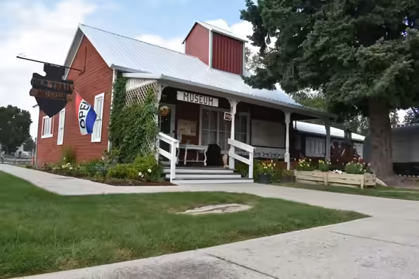Front porch of the Old Trail Museum